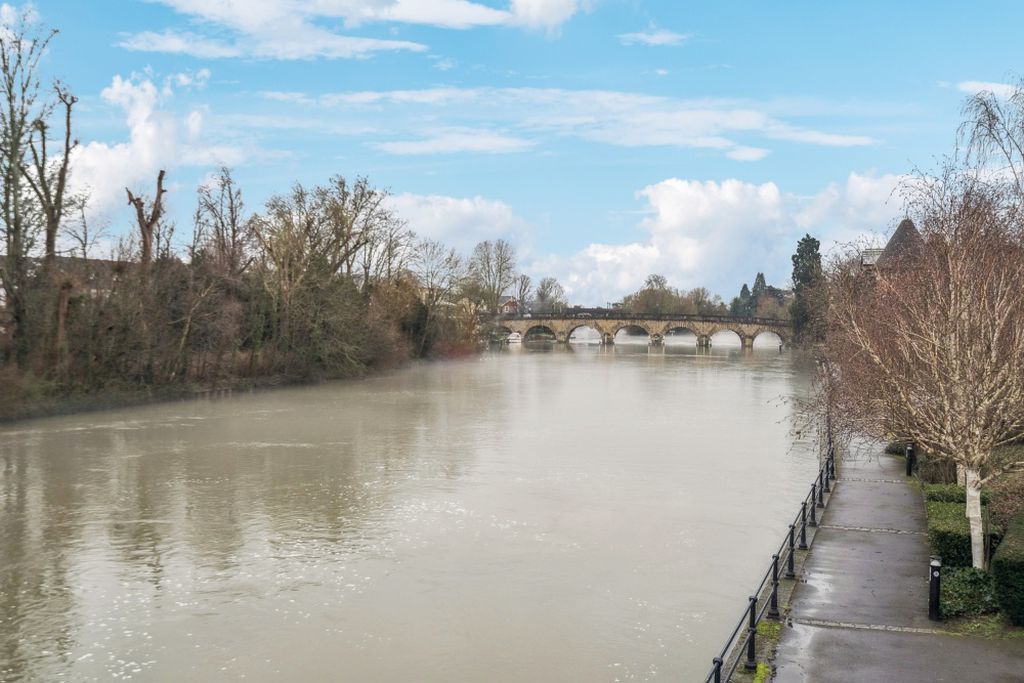 Property photo 2 of 21 Photo 21