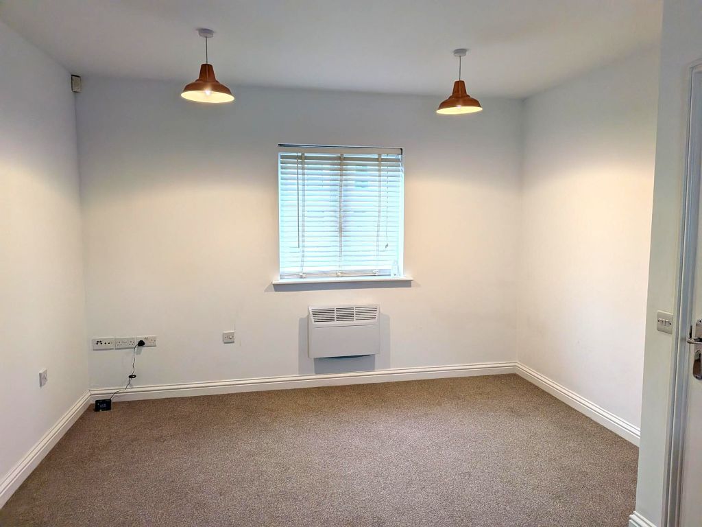 Property photo 2 of 7 Lounge