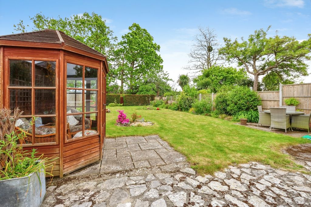 Property photo 3 of 18 Pbox-Img.Jpg