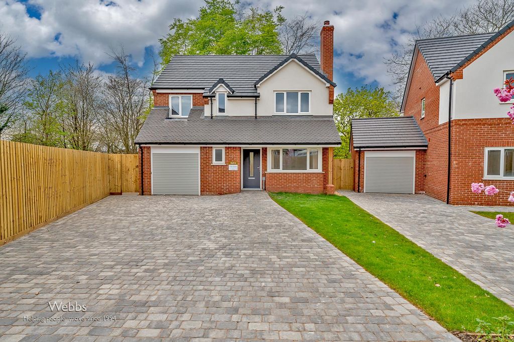 Property photo 3 of 10 Â© Webbs Estate Agents Â© (63 Of 93).Jpg