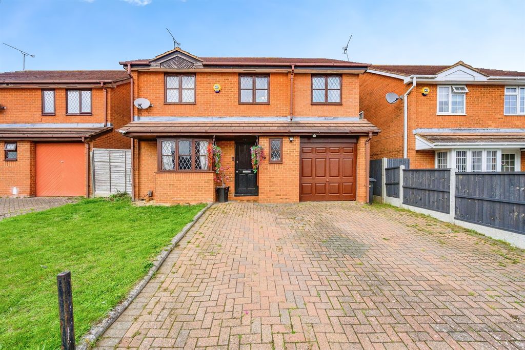 Property photo 1 of 17