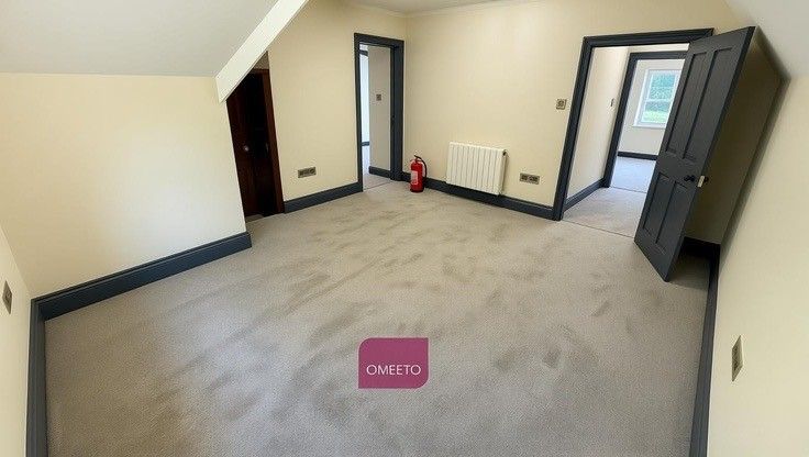 Property photo 3 of 7 Enhanced Image To Remove Rubbish