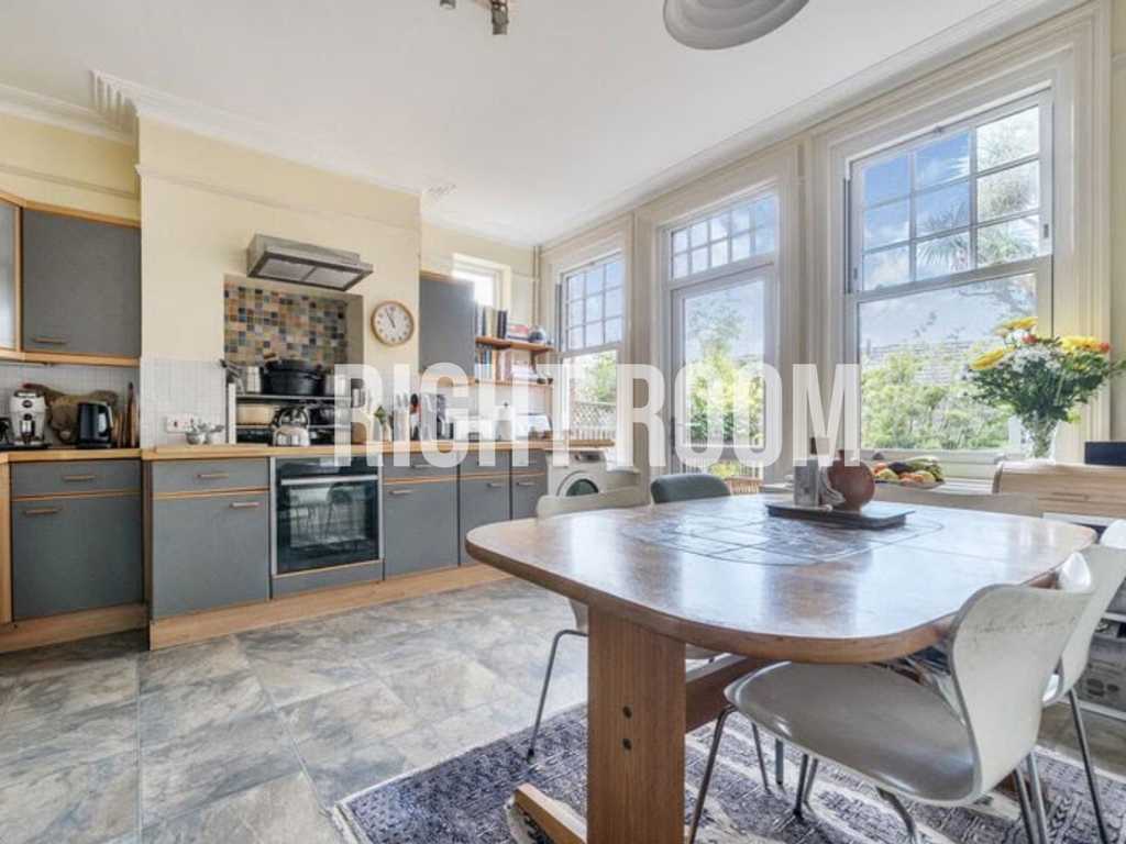 Property photo 2 of 4