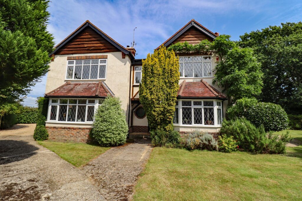 Property photo 1 of 27