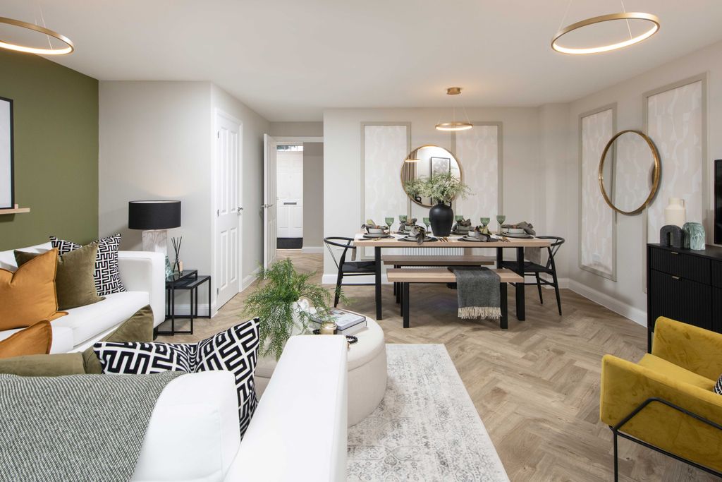 Property photo 1 of 8 Alder Lounge
