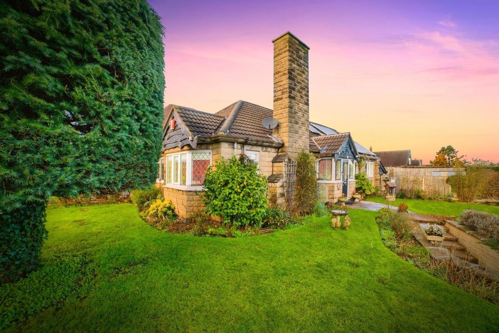 Property photo 1 of 40 Front At Dusk
