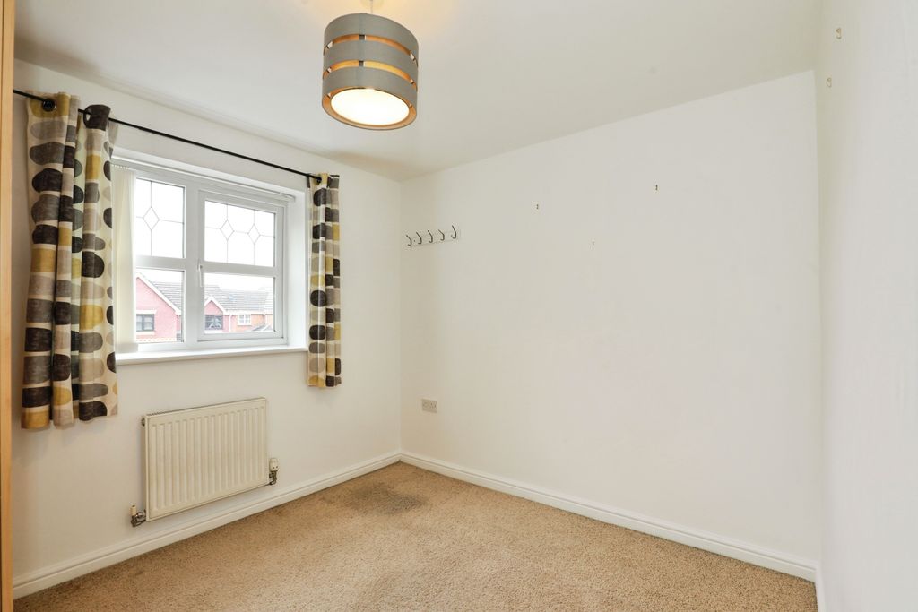 Property photo 2 of 13