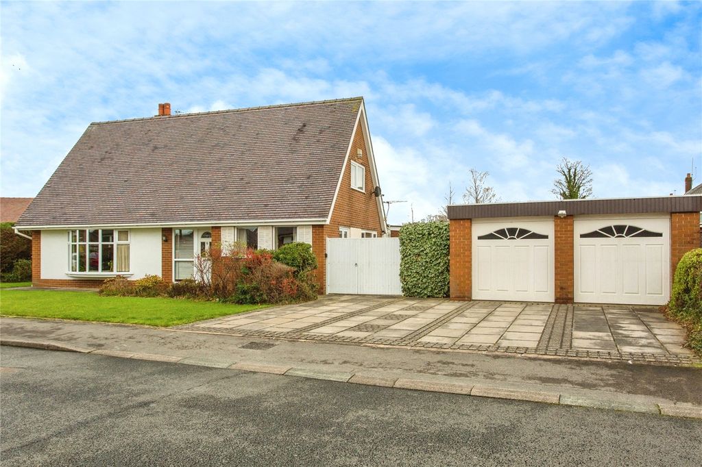 Property photo 1 of 22 Front