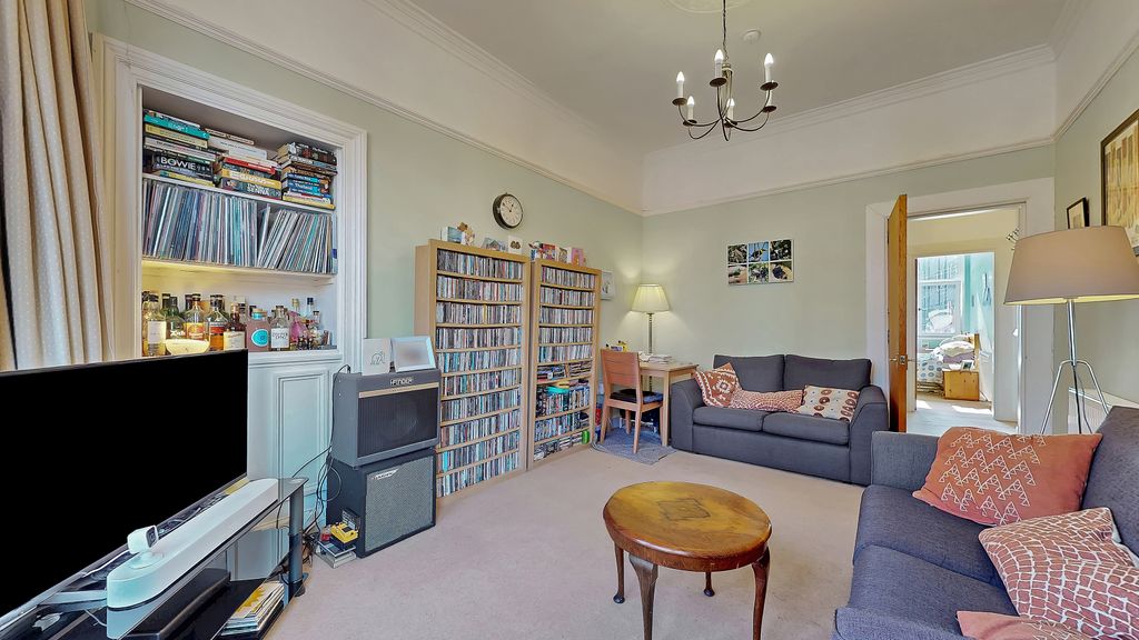 Property photo 3 of 24 15-Print-16 Dudley Drive Flat 1.3_15