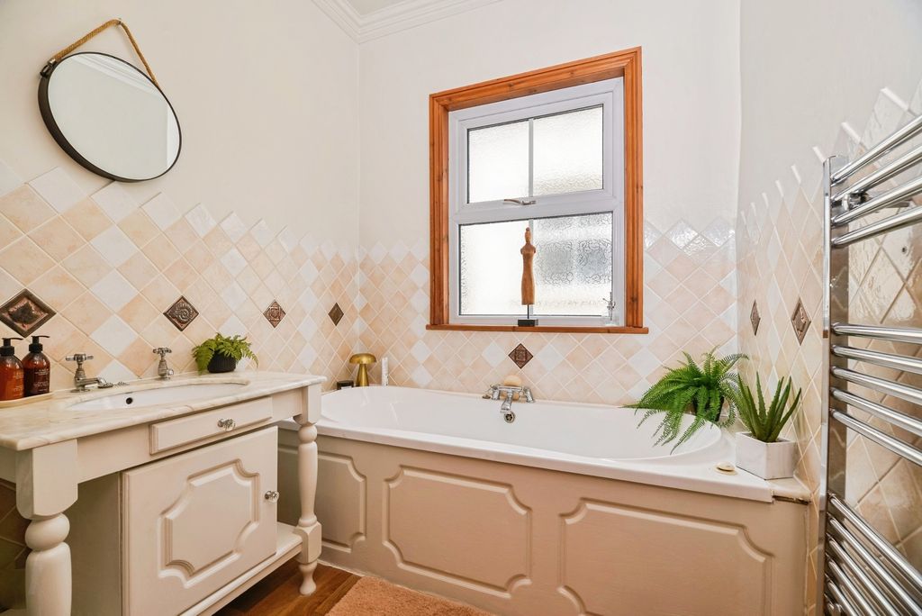 Additional image 12 of 4 bed semi-detached house for saleOxford Road, Middlesbrough, North Yorkshire TS5