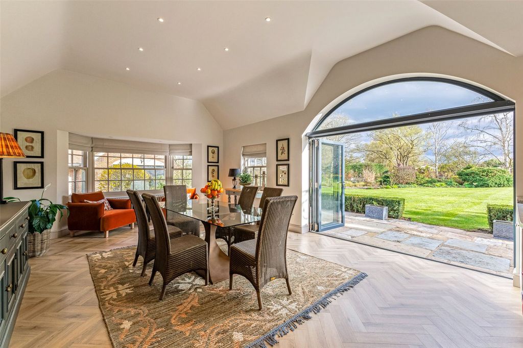 Property photo 3 of 35 Breakfast Area