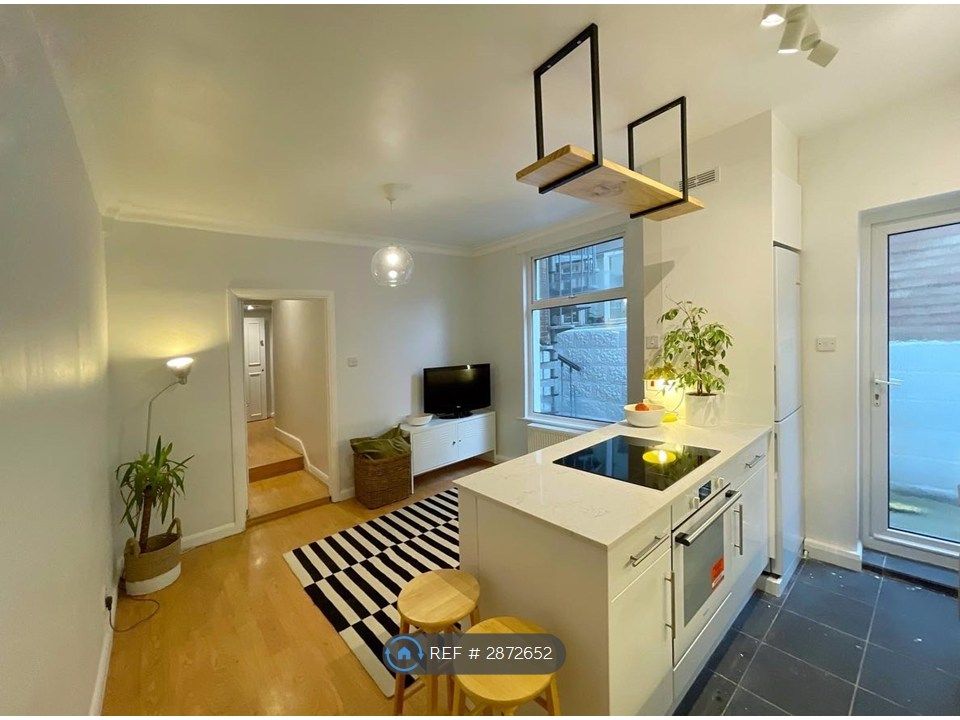 Property photo 1 of 10 Open Plan