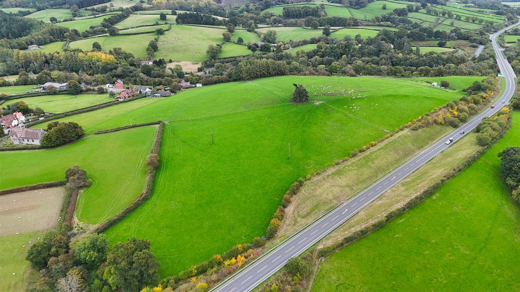 Property photo 1 of 8 Dji_20250930171707_0473_D.Jpg