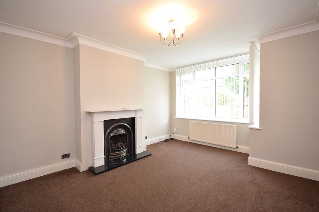 Property photo 2 of 12 Picture No. 17