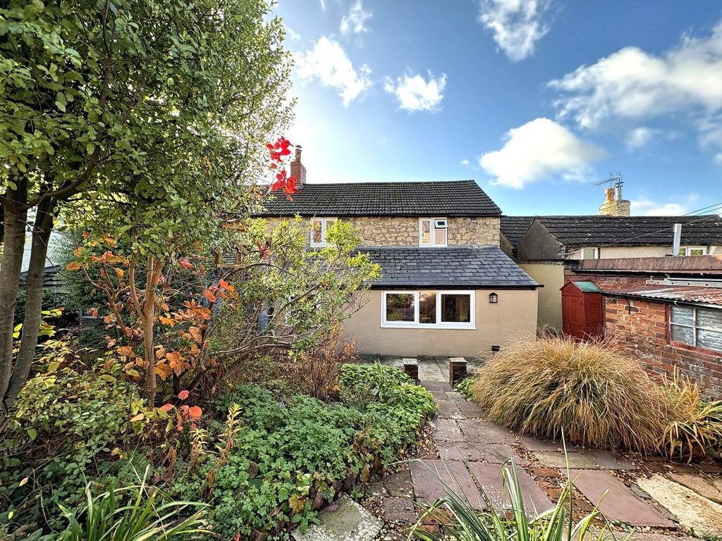 Property photo 1 of 23