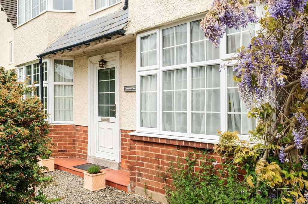 Property photo 2 of 25 -6A0Ecd9887E49-l-1465907-6-6A0Ddc69798A9