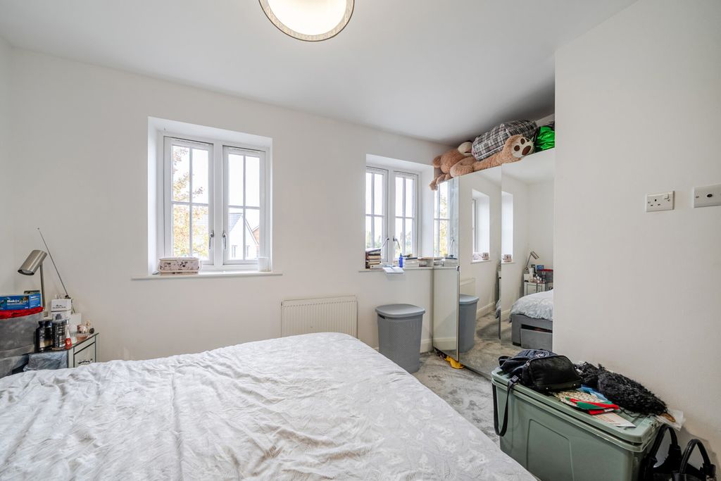 Property photo 3 of 17 1530574-5-6Accf28...