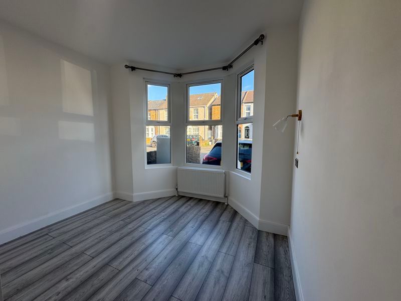 Property photo 3 of 12 Photo 1