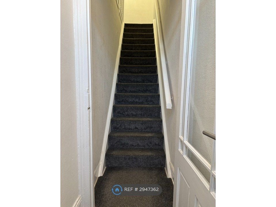 Property photo 2 of 21 Stairs