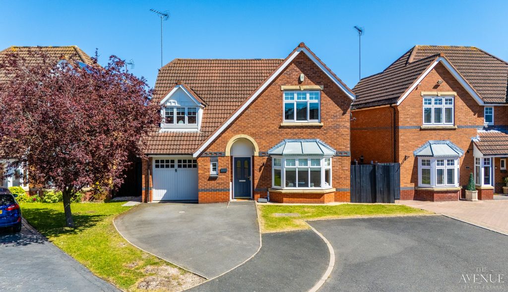 Property photo 1 of 34 4962231