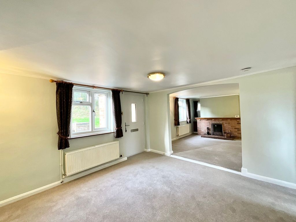 Property photo 3 of 23