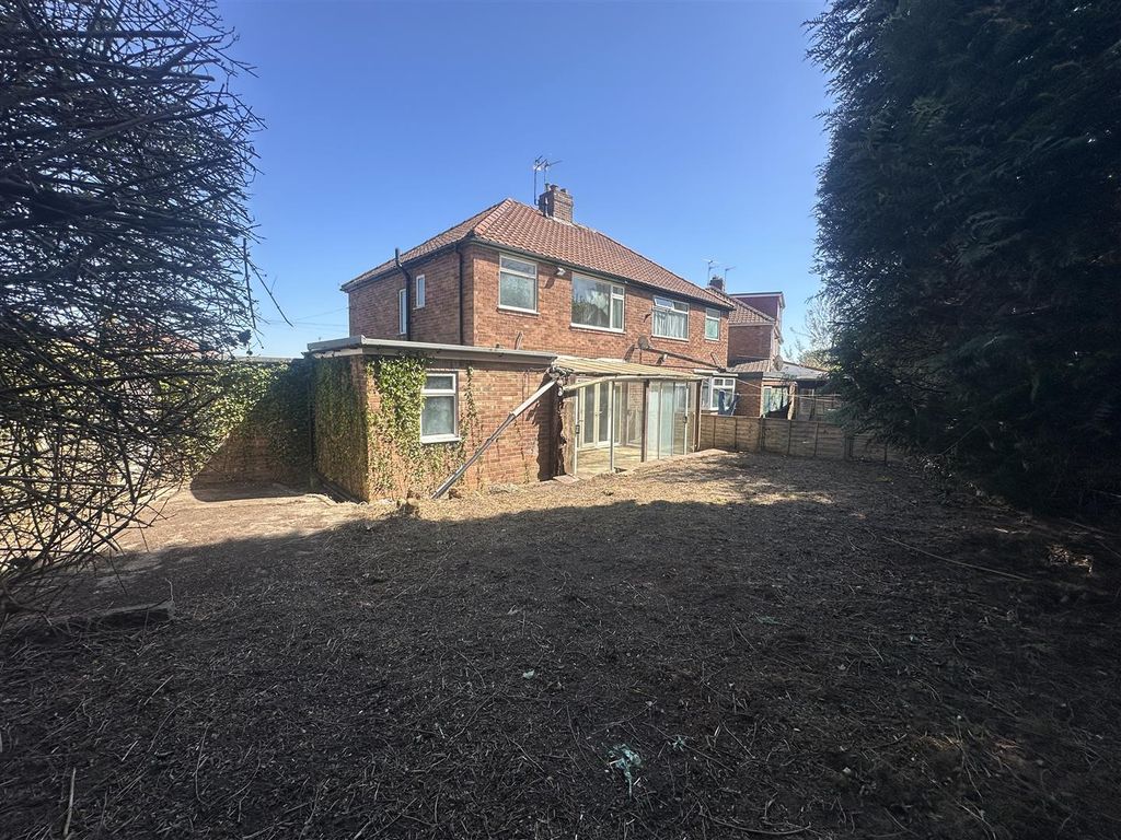 Property photo 2 of 17 4.Jpeg