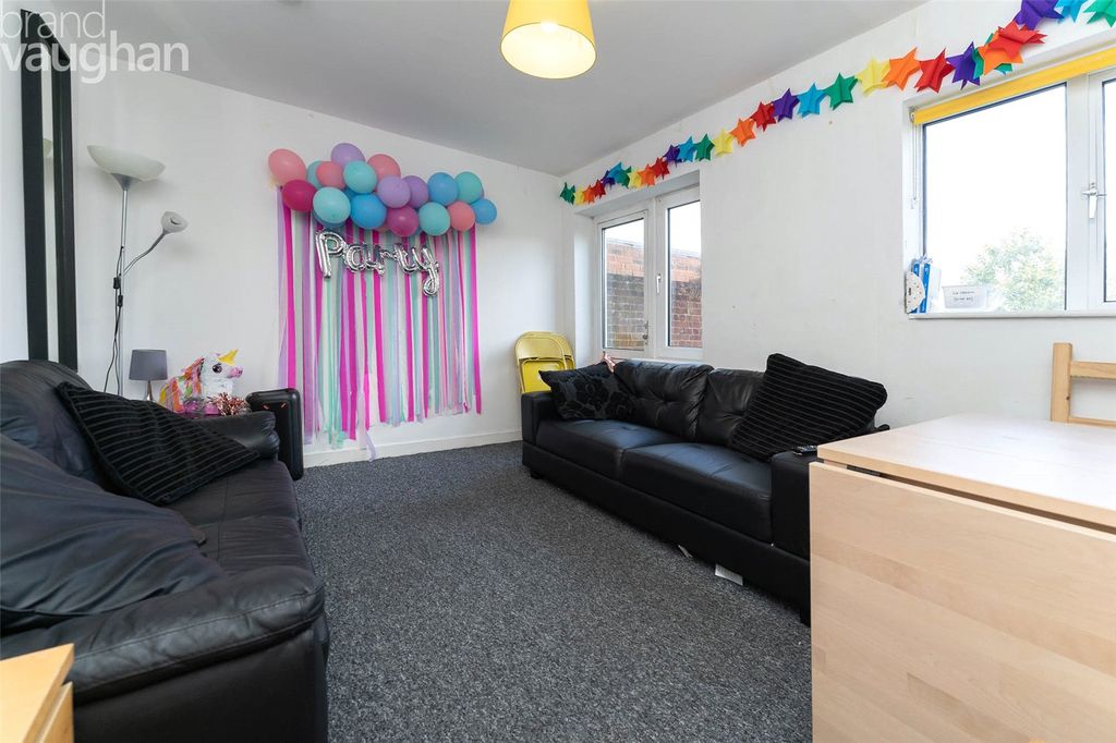 Property photo 3 of 16 Picture No. 41