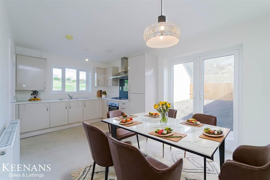 Property photo 3 of 27 2.Jpg