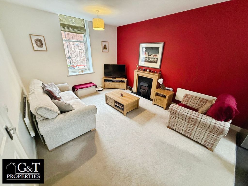 Property photo 2 of 15 Recpetion Room