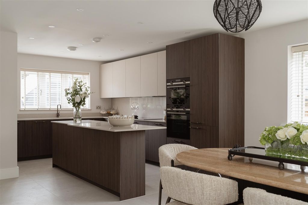 Property photo 1 of 17 1.Jpg