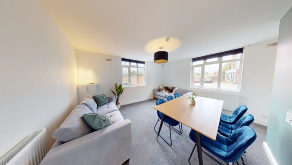 Property photo 2 of 13 A Spacious And Inviting Large Modern Living Room, ...