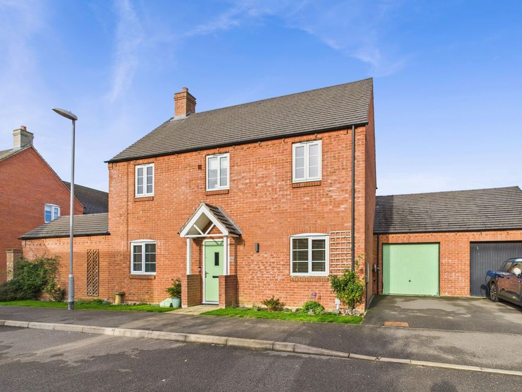 Property photo 1 of 30