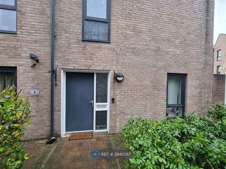 Property photo 1 of 13 Front Entrance
