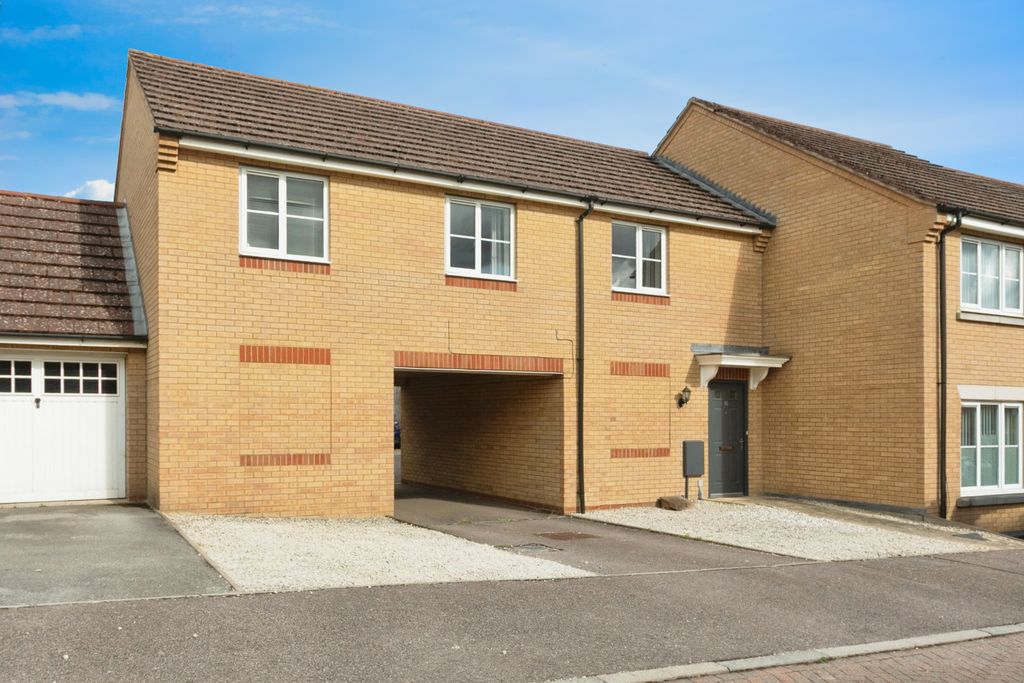 Property photo 1 of 10 Front