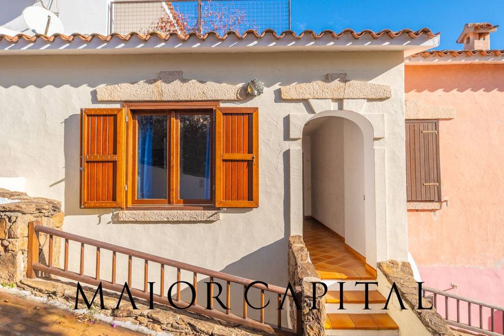 Property photo 2 of 25