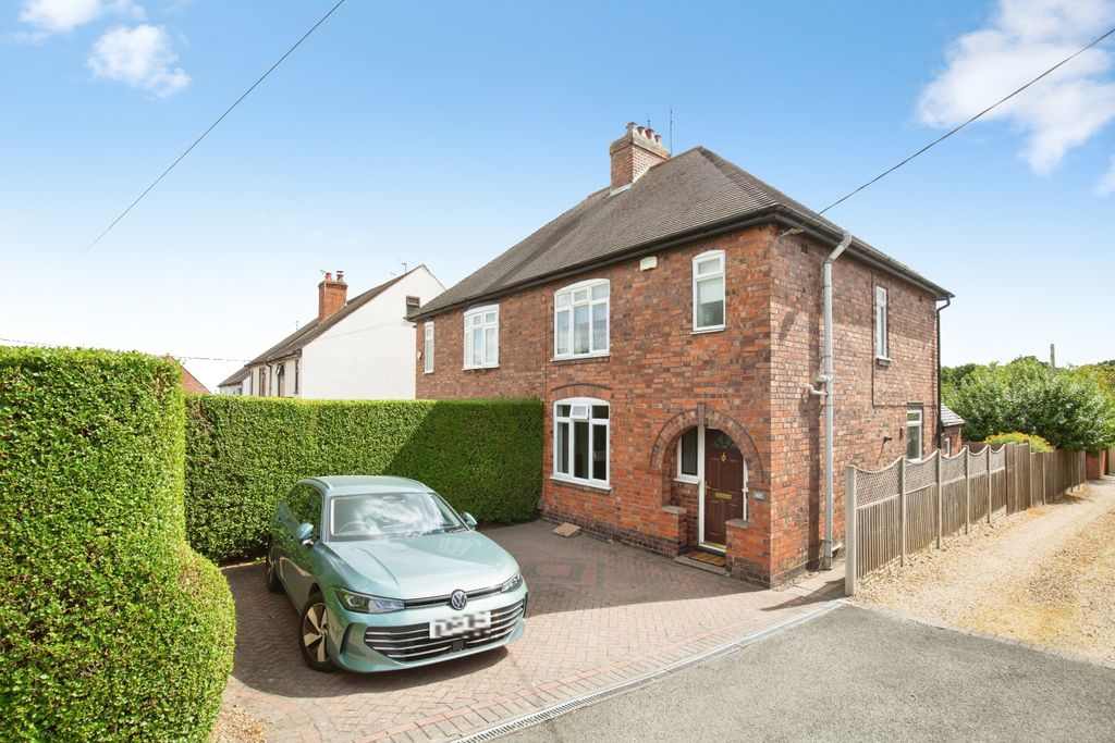 Property photo 1 of 19 1c4F5526-Mw26-1472