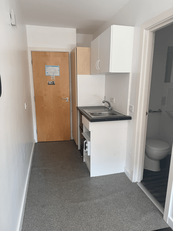 Property photo 3 of 7