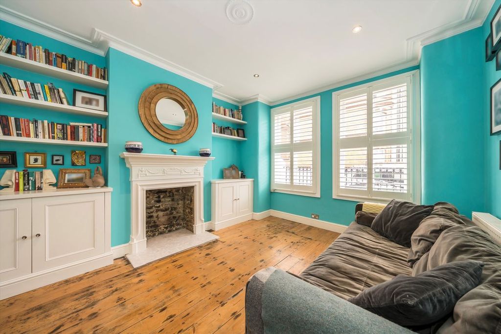 Property photo 3 of 11