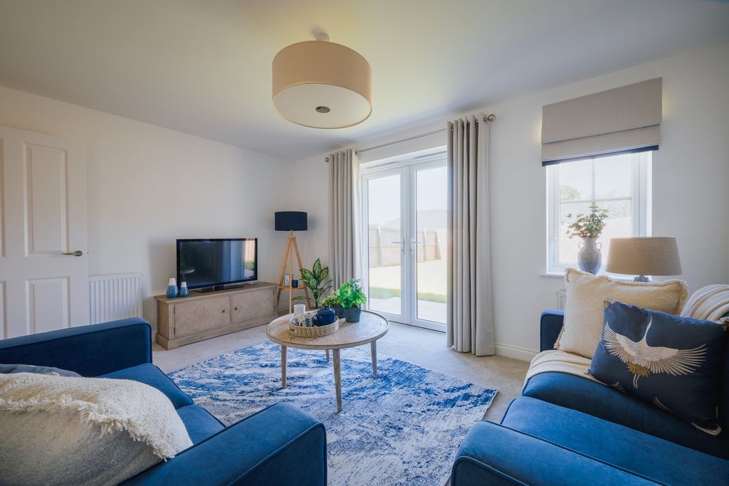 Property photo 3 of 17