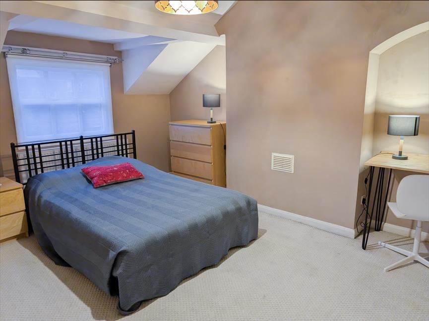 Property photo 3 of 7 Bedroom