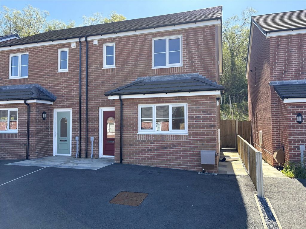 Property photo 1 of 17 Picture No. 25