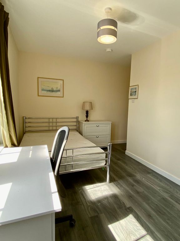 Property photo 3 of 3 24D-2