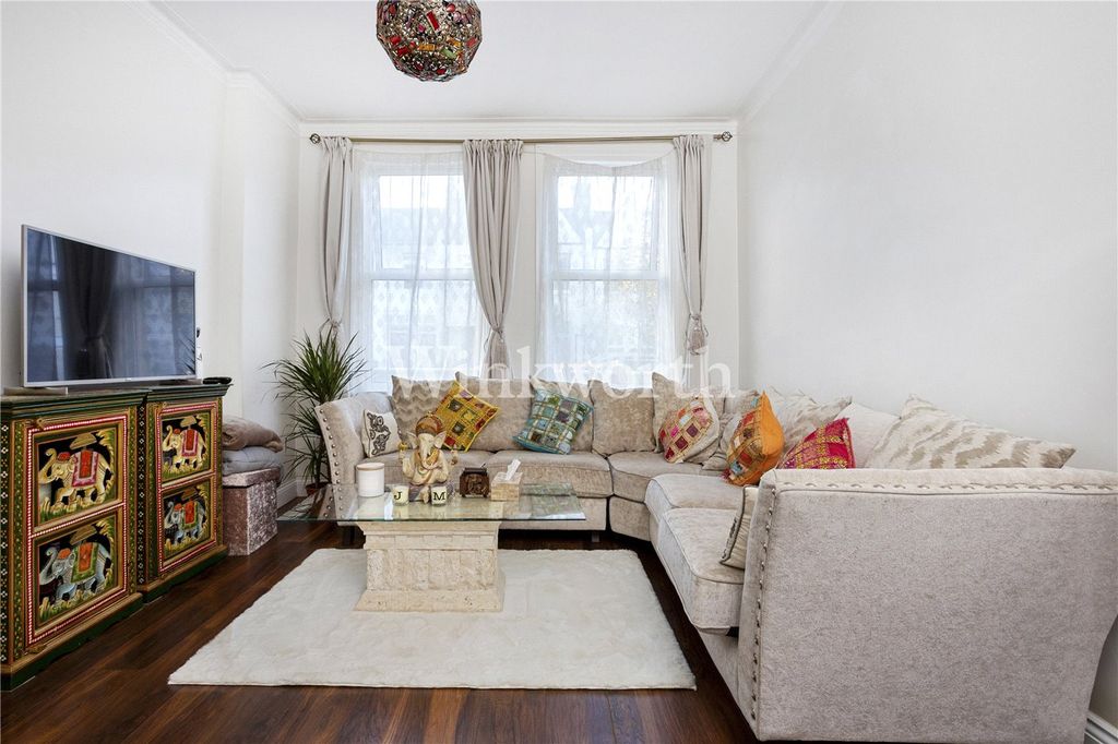 Property photo 1 of 13 Picture No. 02