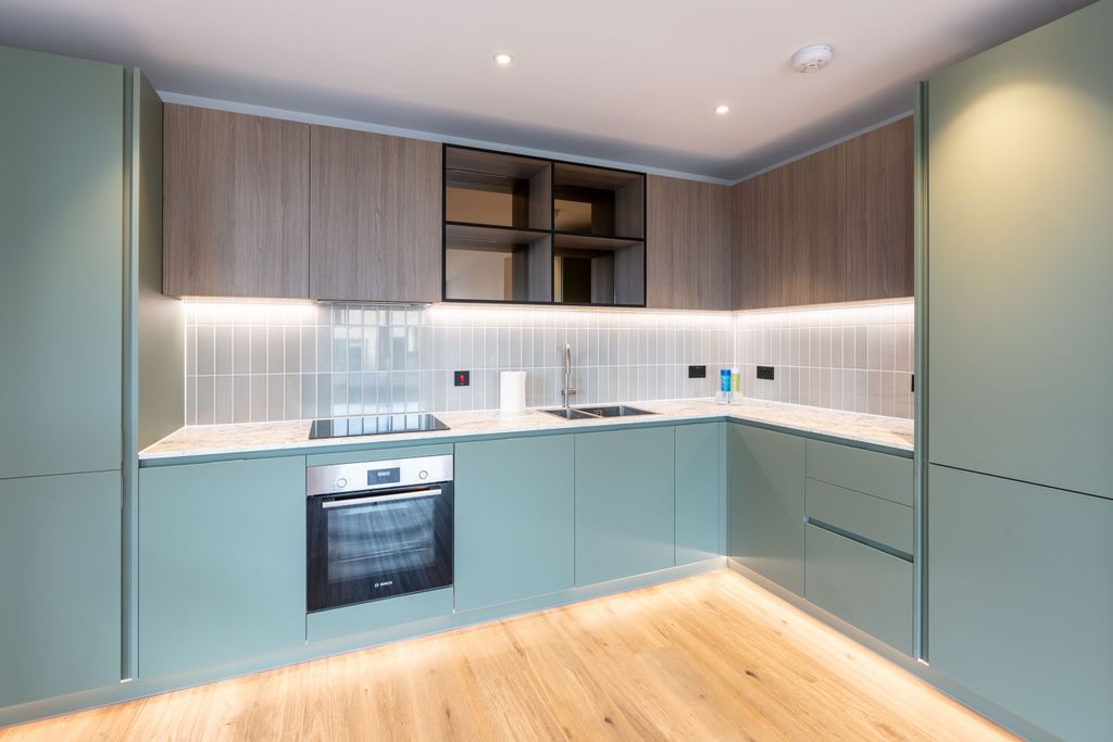 Property photo 1 of 9 Kitchen