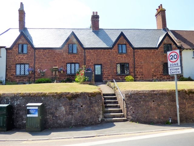 Property photo 1 of 4