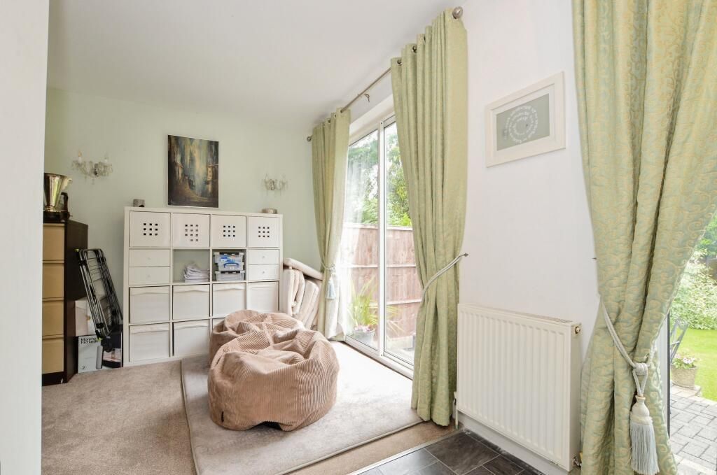 Property photo 3 of 16 Davidson Frost-Wellings, Dfw, Elms Road, Stanmore,