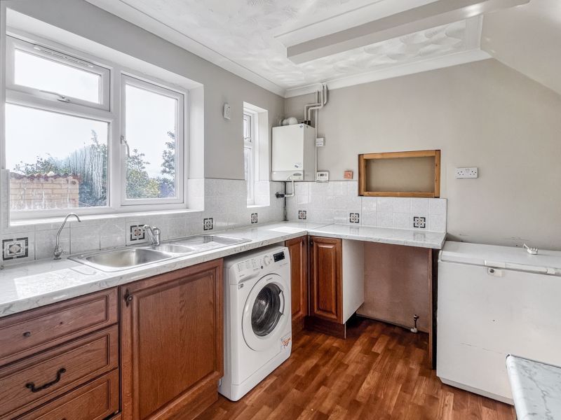 Property photo 3 of 11 Photo 8