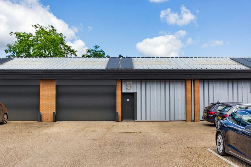 Property photo 1 of 4 226383_Im02_F01_M.Jpg