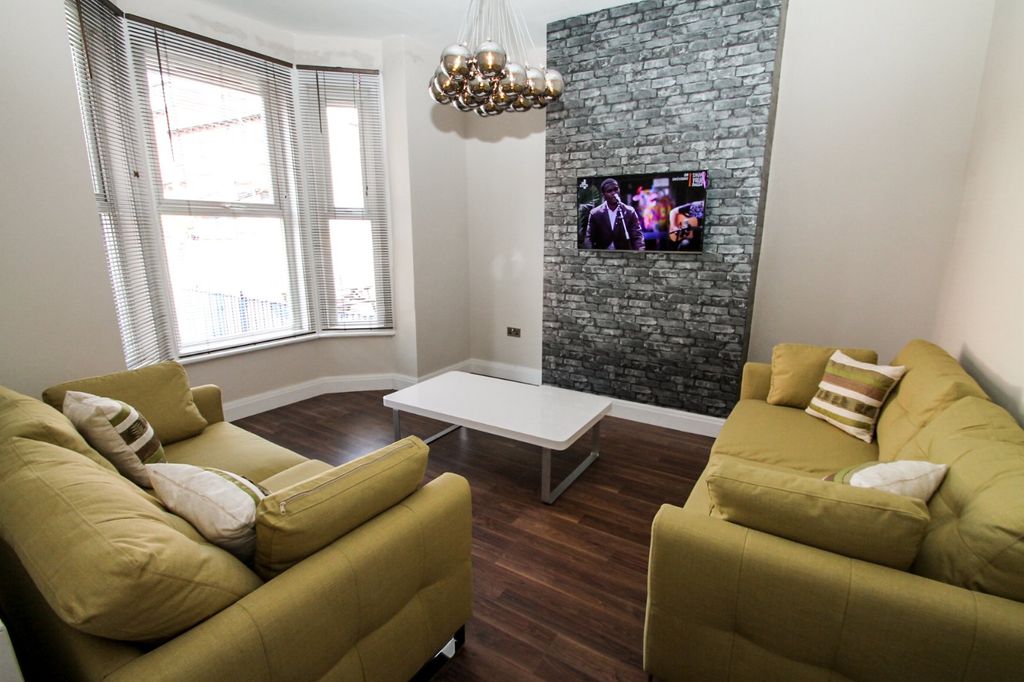 Property photo 2 of 13 Picture No. 03