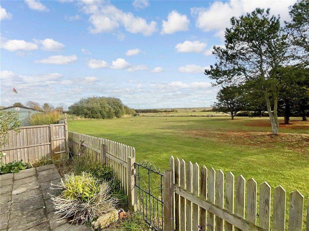 Property photo 1 of 11 Countryside Views